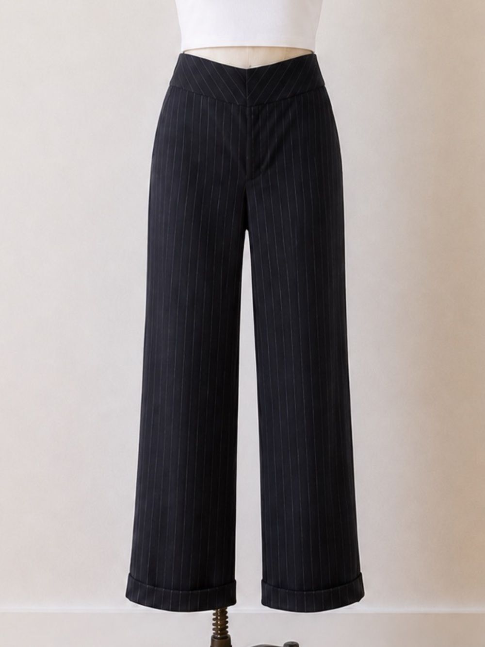 Banana Republic Wool Pinstripe Wide Leg Cuffed Trouser Dark Academia Size 4 Pant